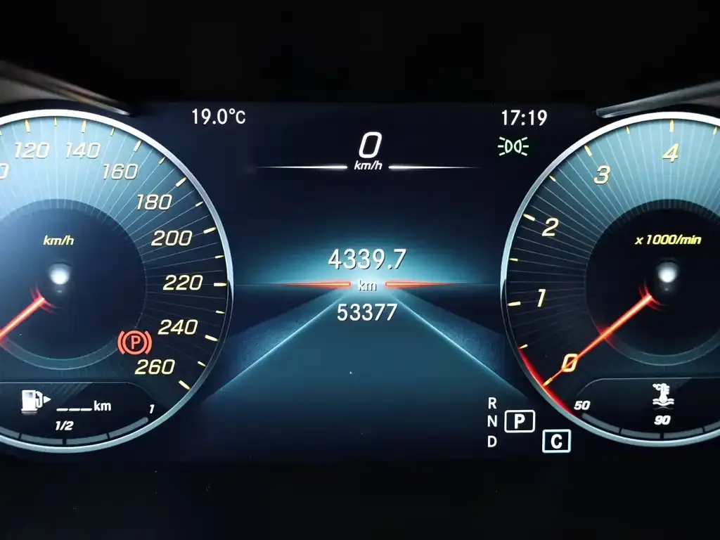 Mercedes-Benz GLC 2021 из CN, фото 5
