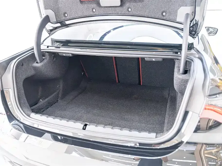 BMW 4 Series 2024 из CN, фото 9