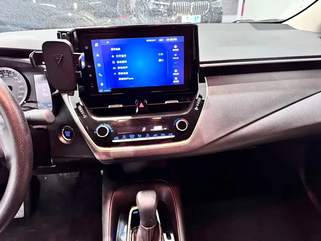 Toyota Corolla 2021 из CN, фото 7