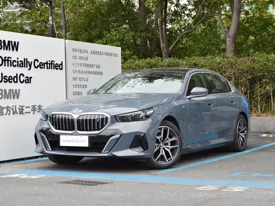 BMW i5 — фото 2