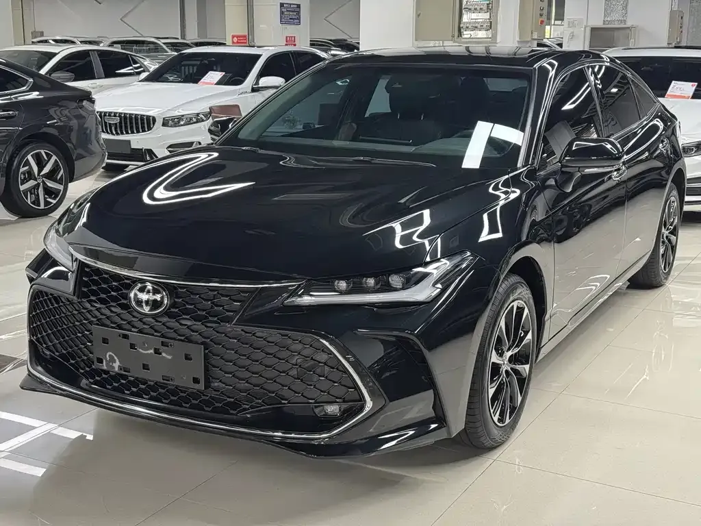 Toyota Avalon 2024 из CN, фото 1