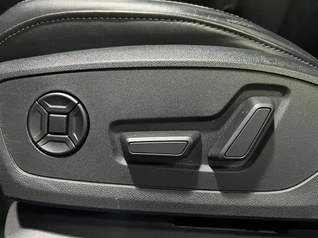Audi A3 2023 из CN, фото 10