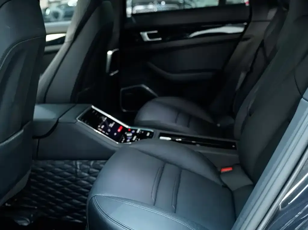 Porsche Panamera 2021 из CN, фото 6