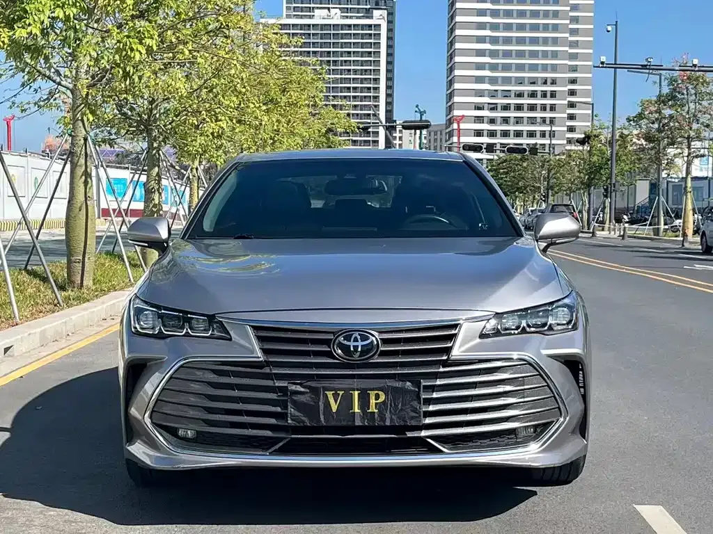 Toyota Avalon 2021 из CN, фото 2