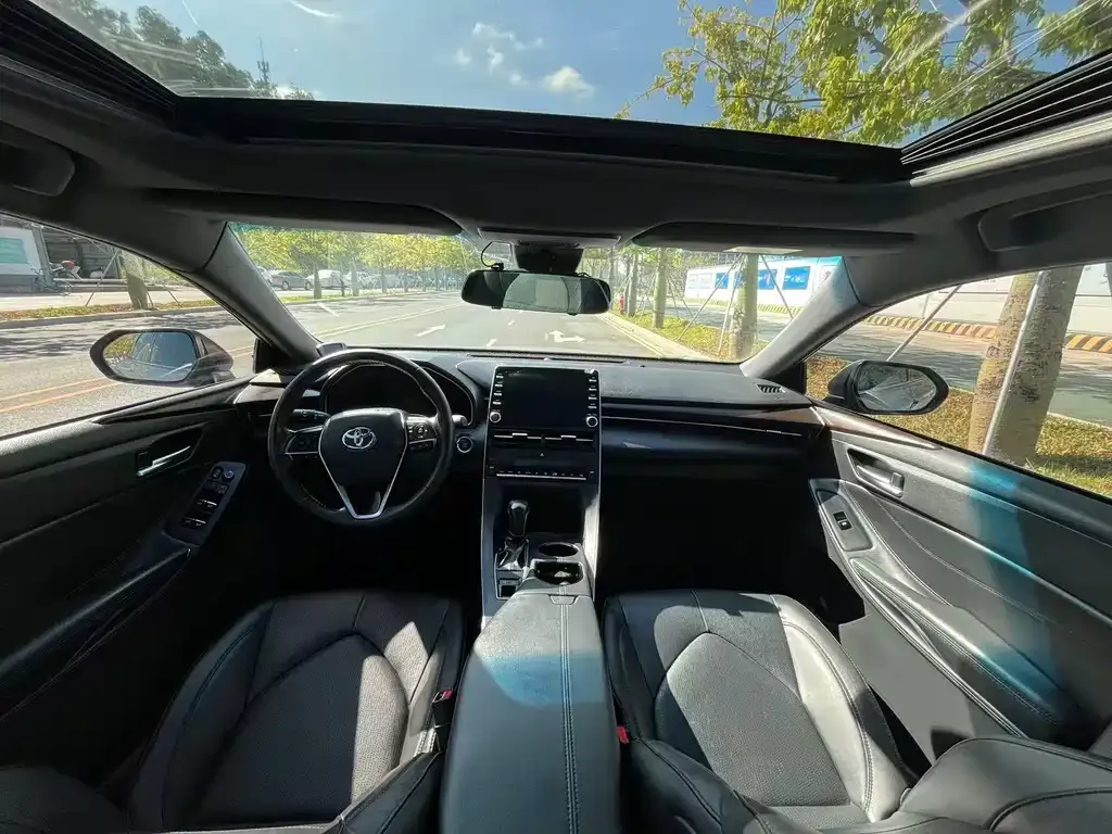 Toyota Avalon 2021 из CN, фото 6