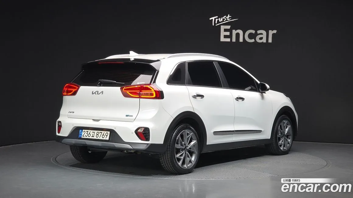 Kia Niro 2022 из KR, фото 2