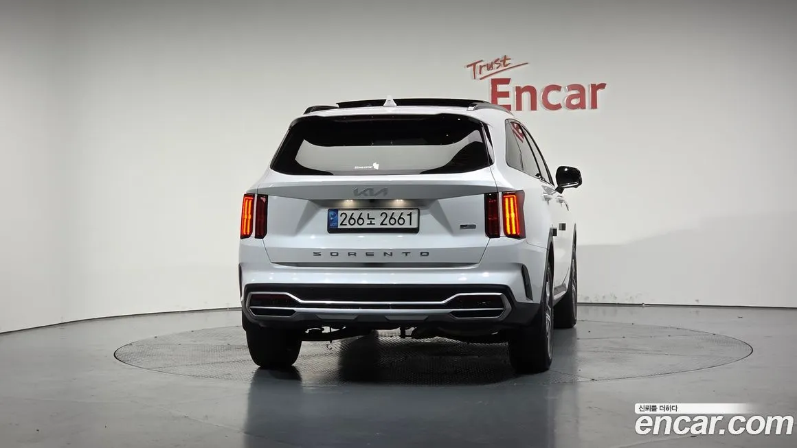 Kia Sorento — фото 4