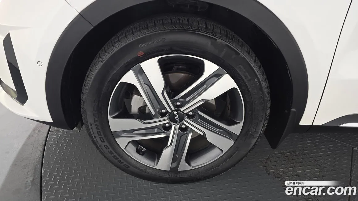 Kia Sorento — фото 5