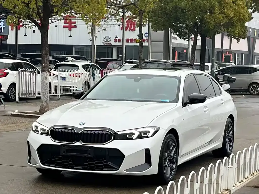 BMW 3 Series 2025 из CN, фото 1