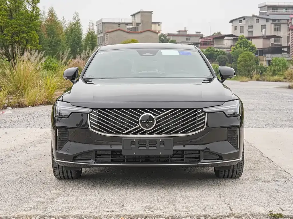Volvo S90 2025 из CN, фото 2