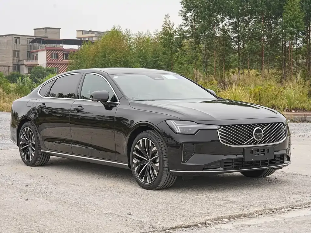 Volvo S90 2025 из CN, фото 3