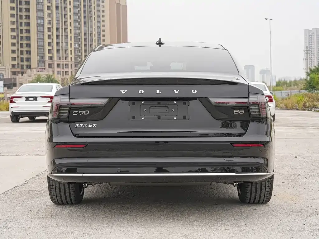 Volvo S90 2025 из CN, фото 8