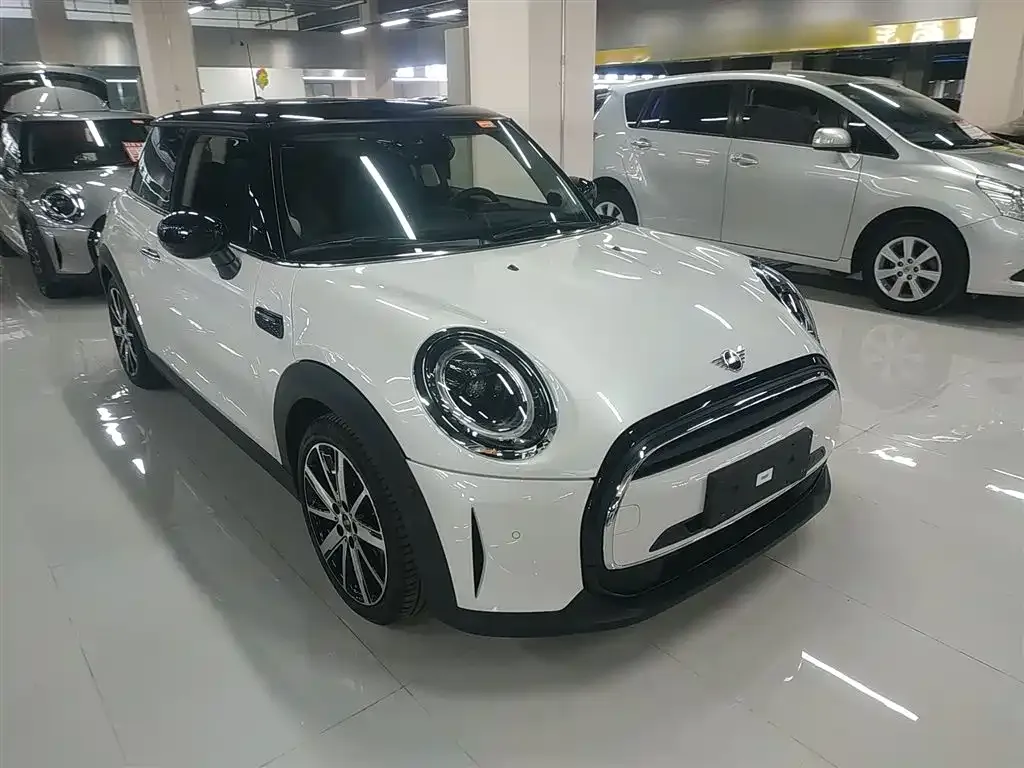 MINI Cooper (3-door) 2024 из CN, фото 4