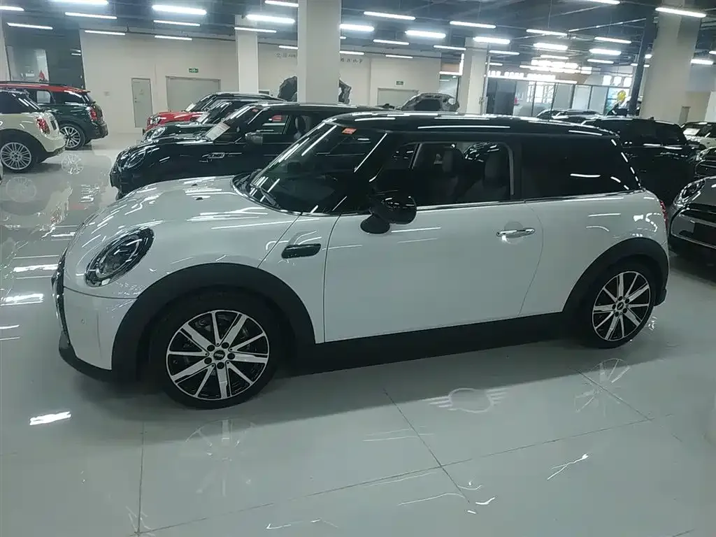 MINI Cooper (3-door) 2024 из CN, фото 5