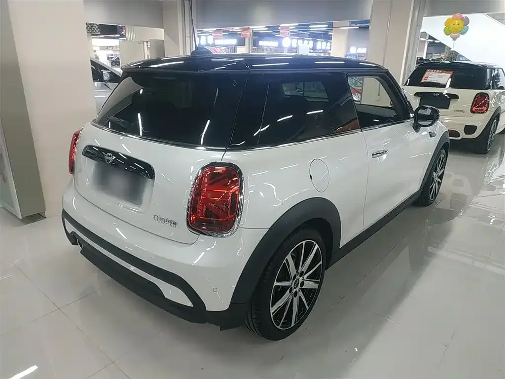 MINI Cooper (3-door) 2024 из CN, фото 7