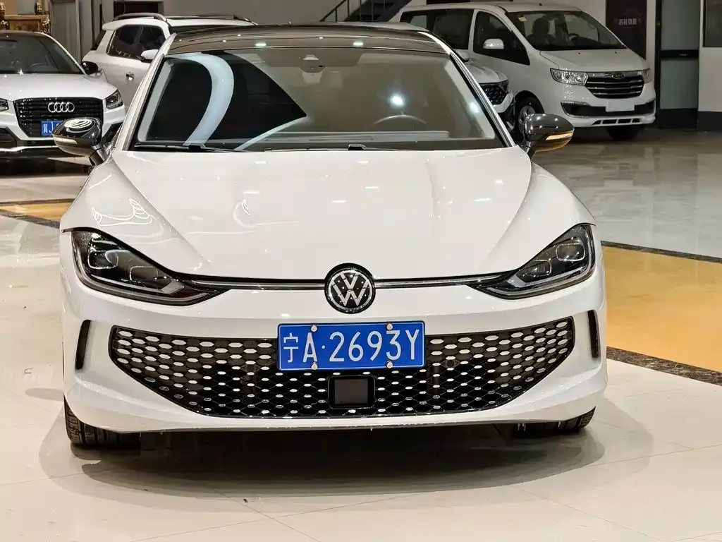Volkswagen Lamando 2023 из CN, фото 1