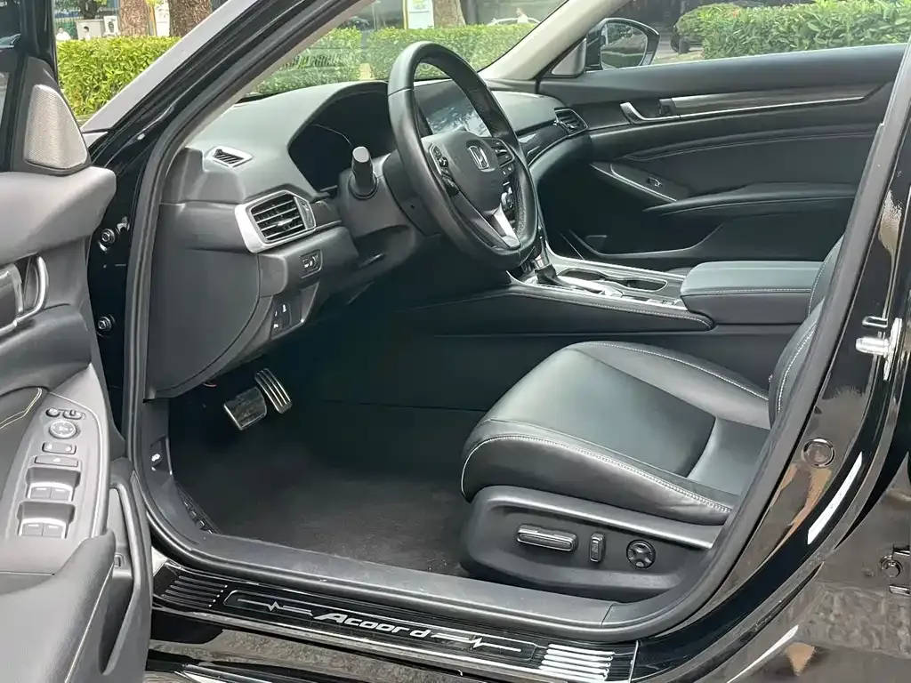 Honda Accord 2023 из CN, фото 4