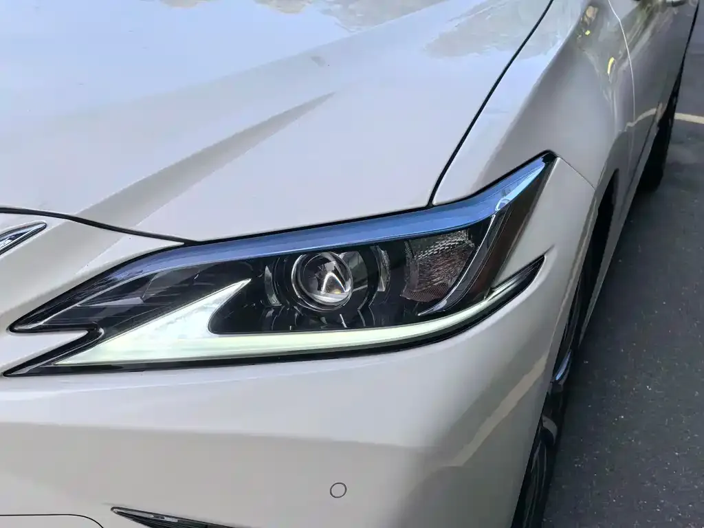Lexus ES 2021 из CN, фото 8