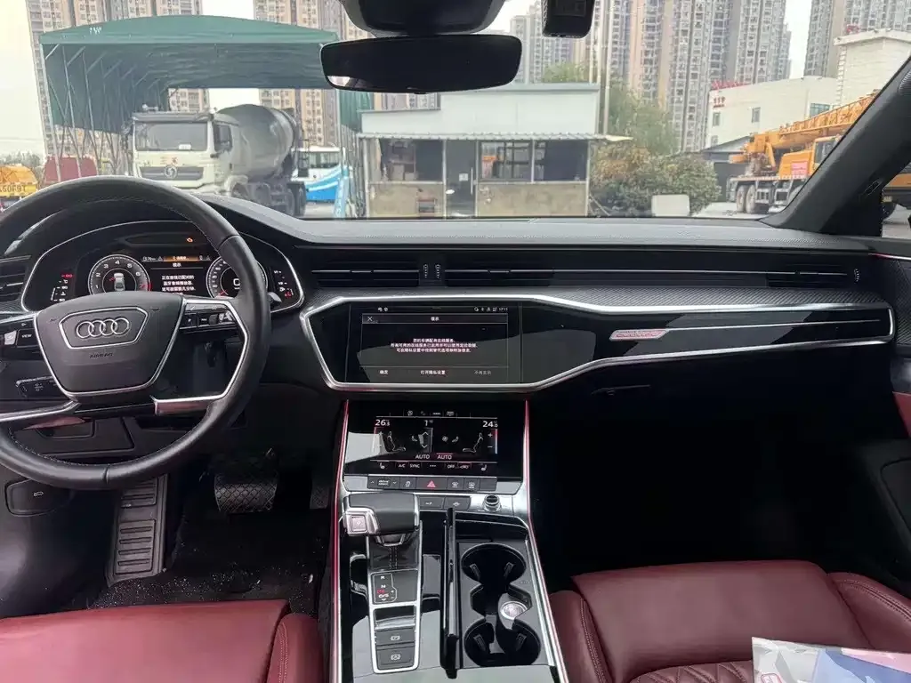 Audi A7L 2024 из CN, фото 10