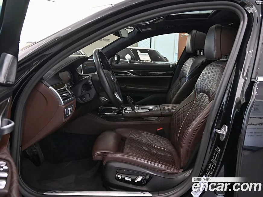 BMW 7-Series 2021 из KR, фото 10