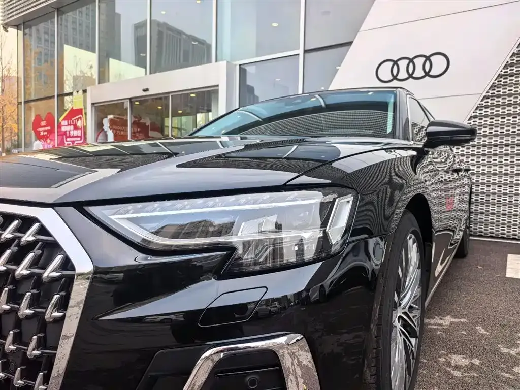 Audi A8 2024 из CN, фото 8