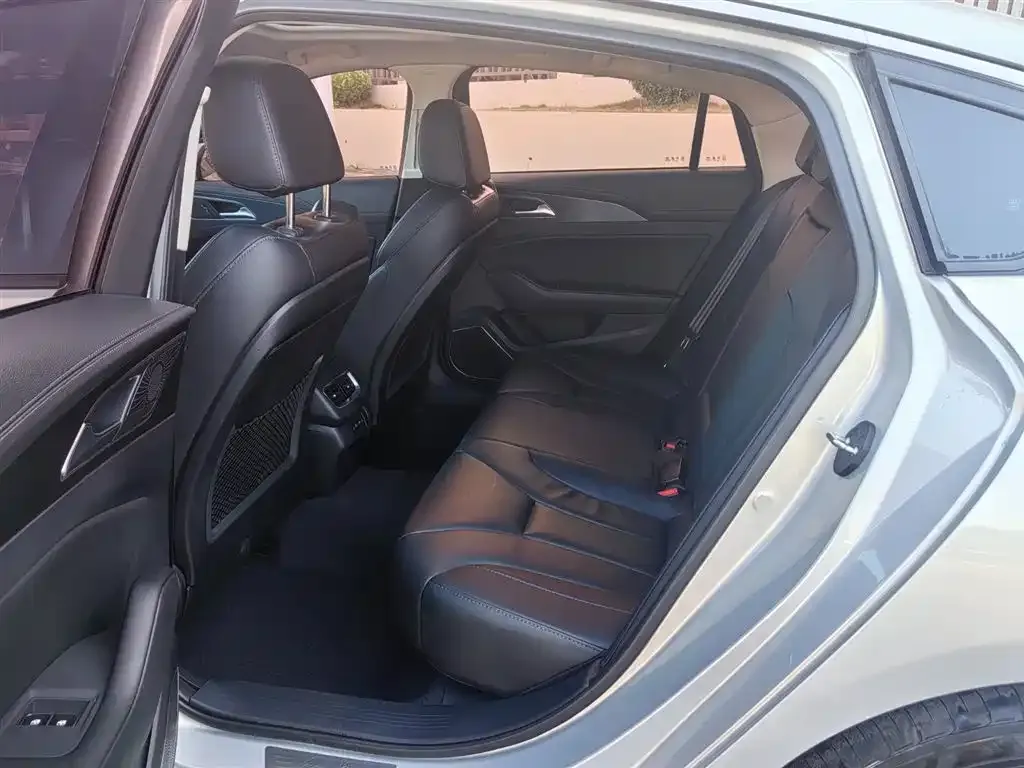 Hongqi H5 2022 из CN, фото 5