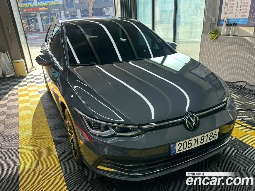 Volkswagen Golf 2023 из KR, фото 1