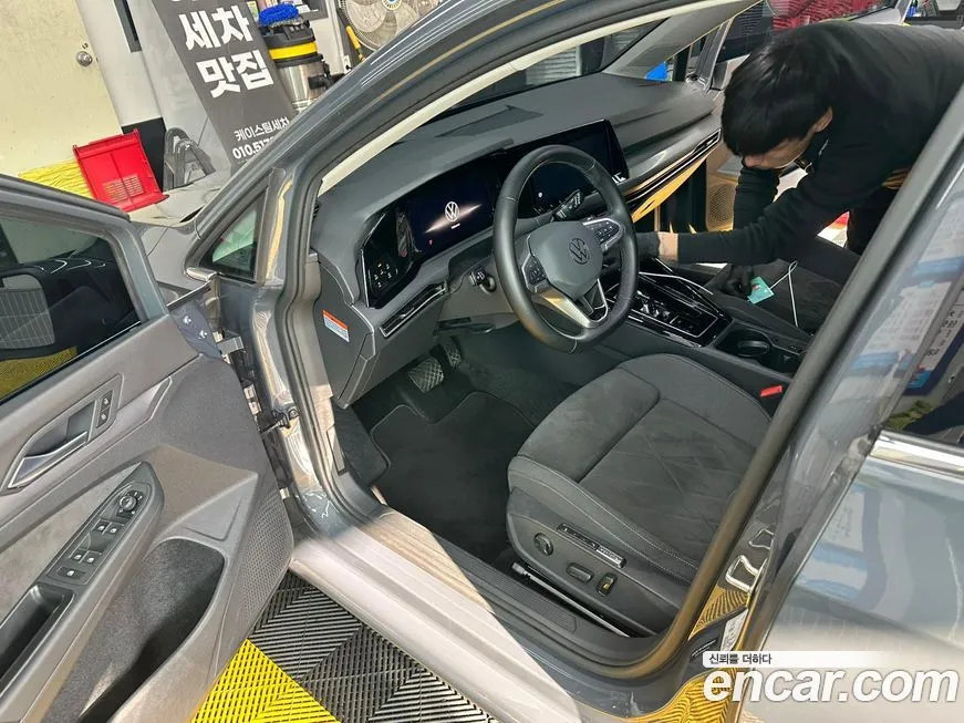 Volkswagen Golf 2023 из KR, фото 10