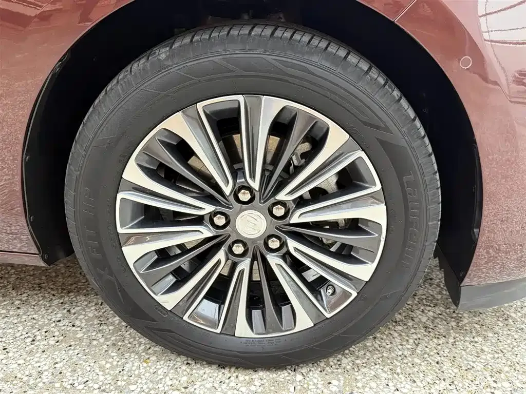 Buick GL8 2022 из CN, фото 6