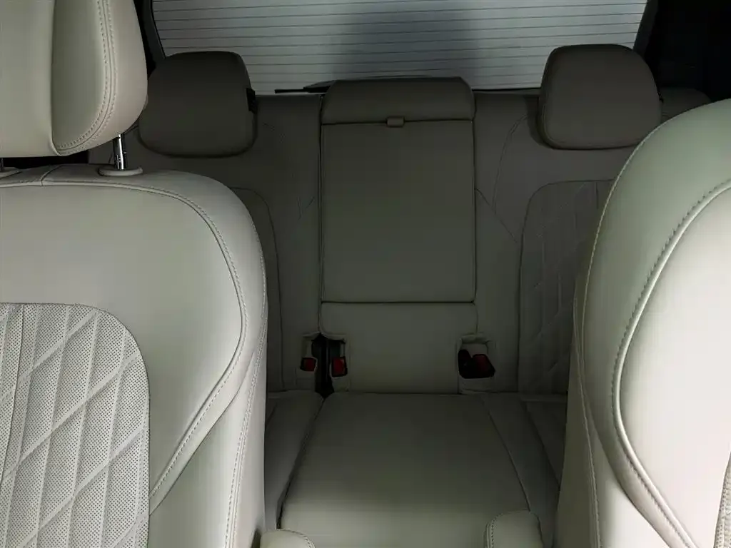 Buick GL8 2022 из CN, фото 9