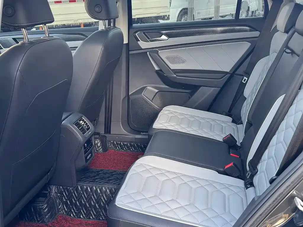 Volkswagen Tayron 2023 из CN, фото 5