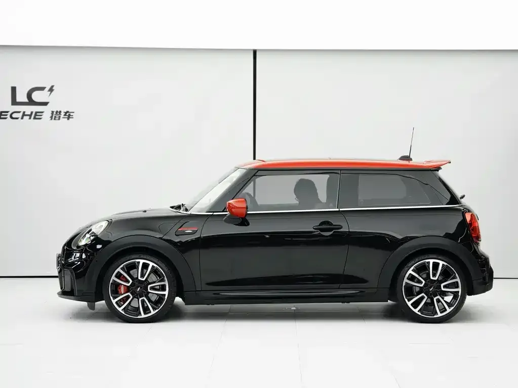 MINI JCW (John Cooper Works) 2022 из CN, фото 3