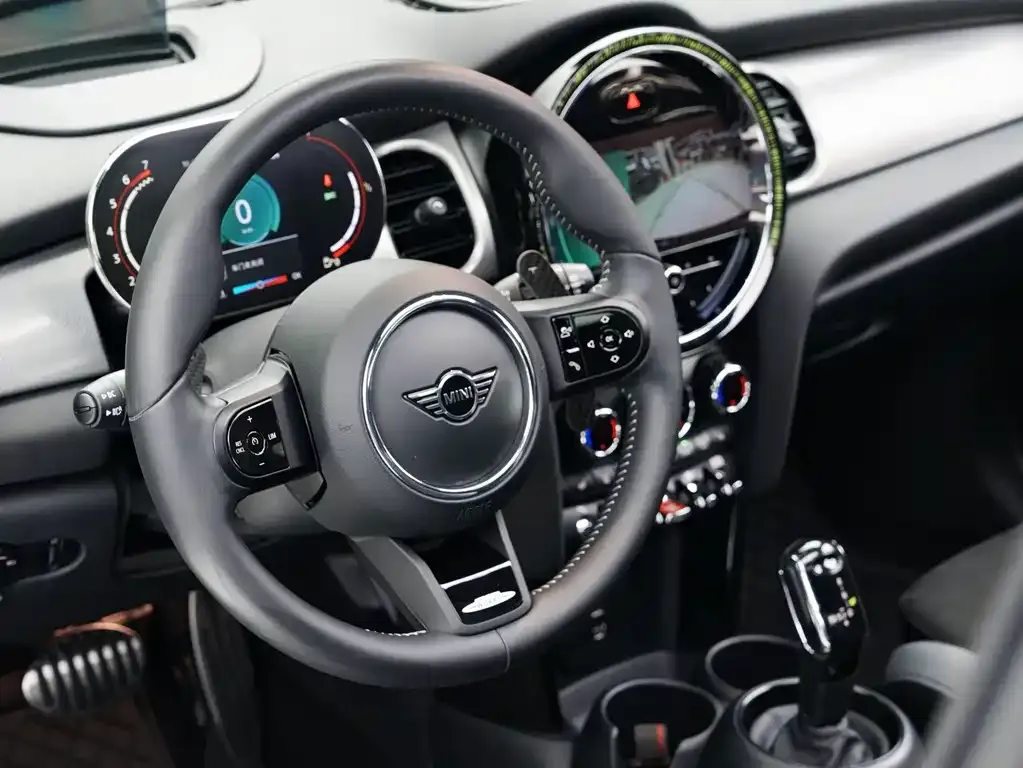 MINI JCW (John Cooper Works) 2022 из CN, фото 8