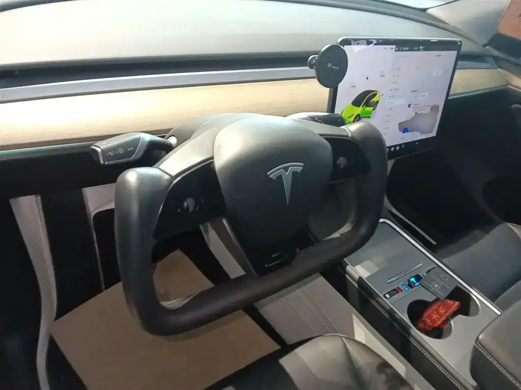 Tesla Model Y 2023 из CN, фото 10
