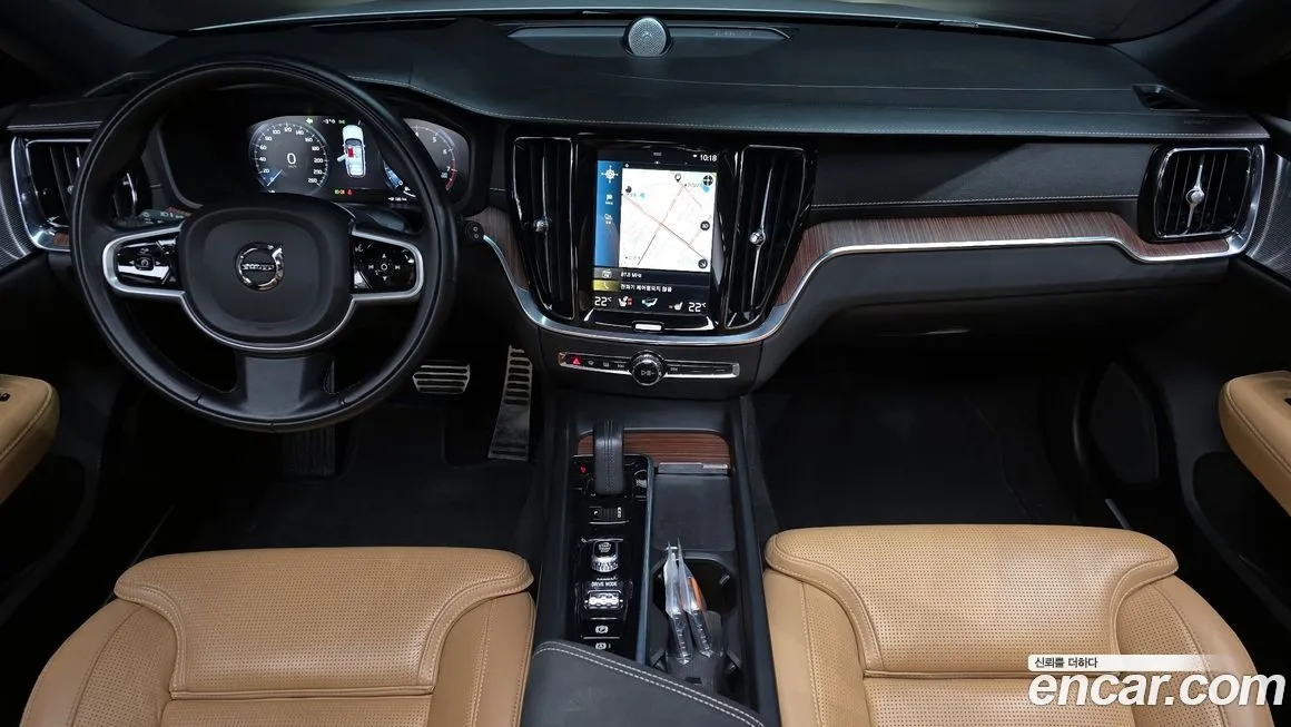 Volvo V60 2021 из KR, фото 7