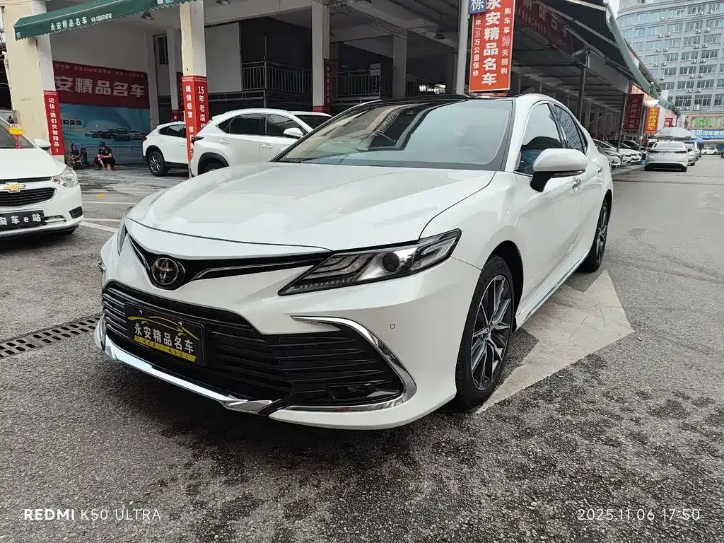 Toyota Camry 2024 из CN, фото 1