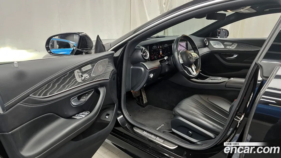 Mercedes-Benz CLS-Class — фото 10