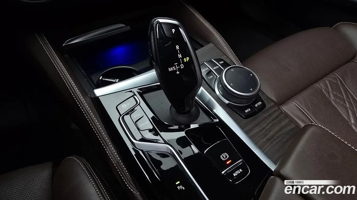 BMW 5-Series 2021 из KR, фото 9