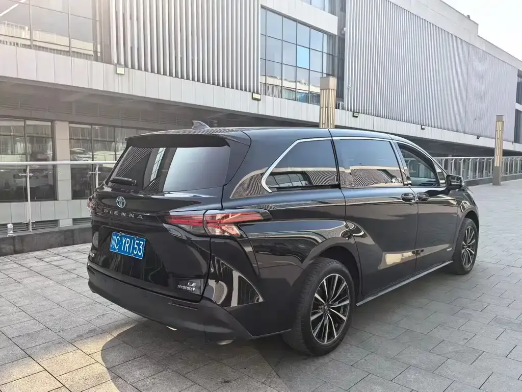 Toyota Sienna 2022 из CN, фото 9