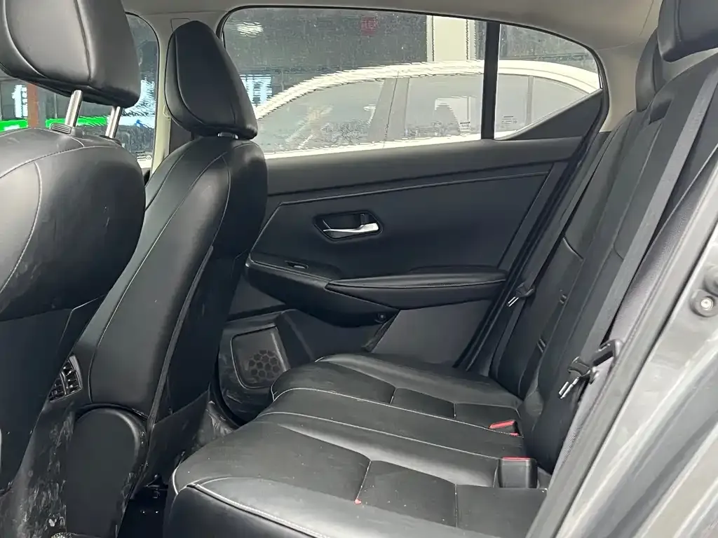 Nissan Sylphy 2023 из CN, фото 9