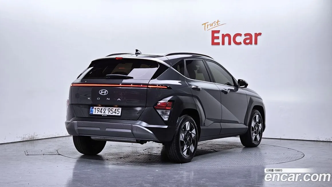 Hyundai Kona — фото 2