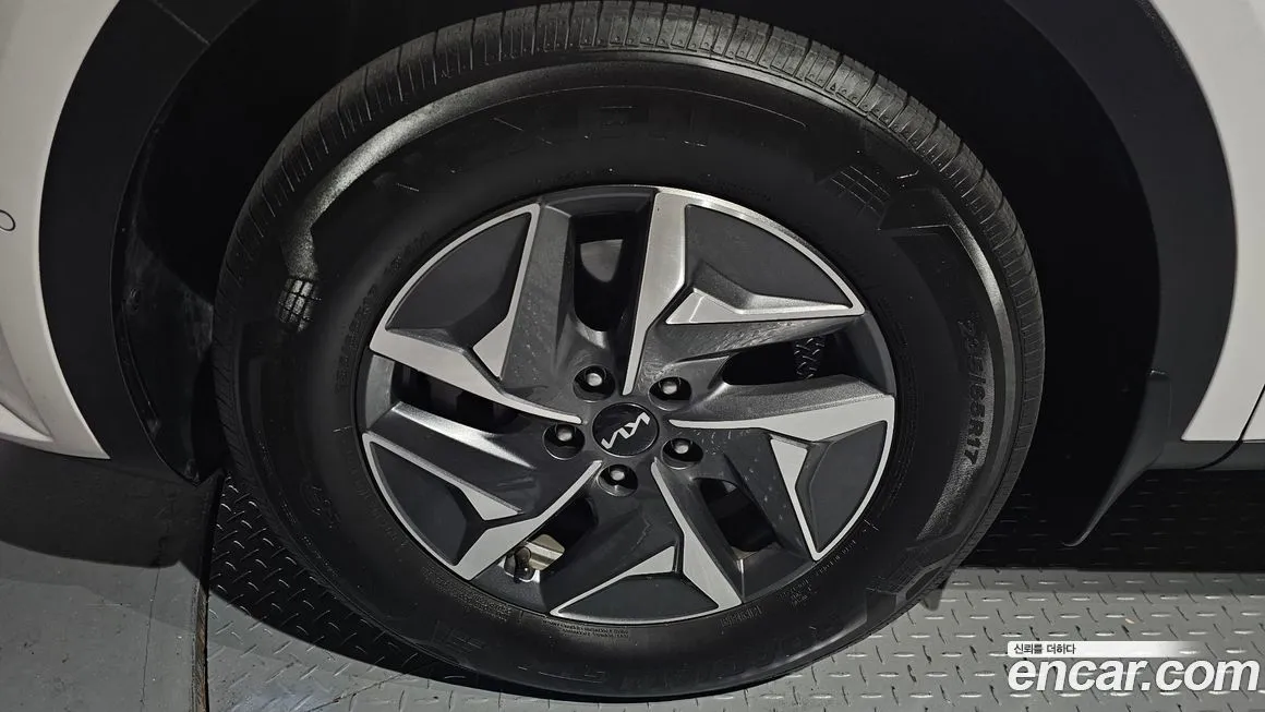 Kia Sorento 2023 из KR, фото 5