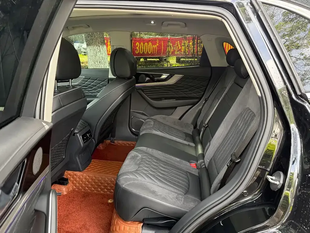 Hongqi HS5 2022 из CN, фото 5