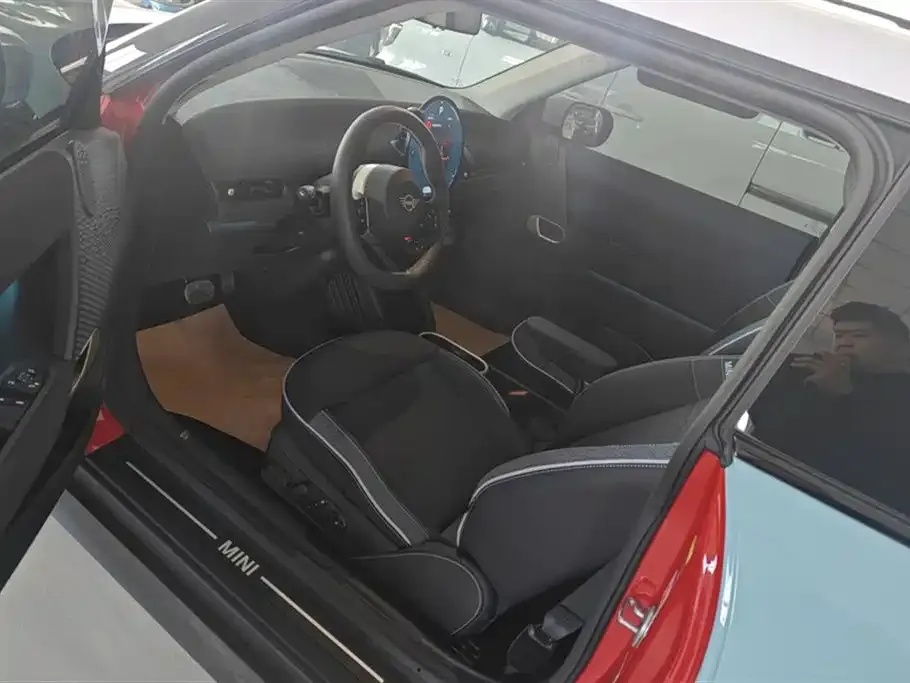 [object Object] MINI COOPER EV 2025 из CN, фото 9