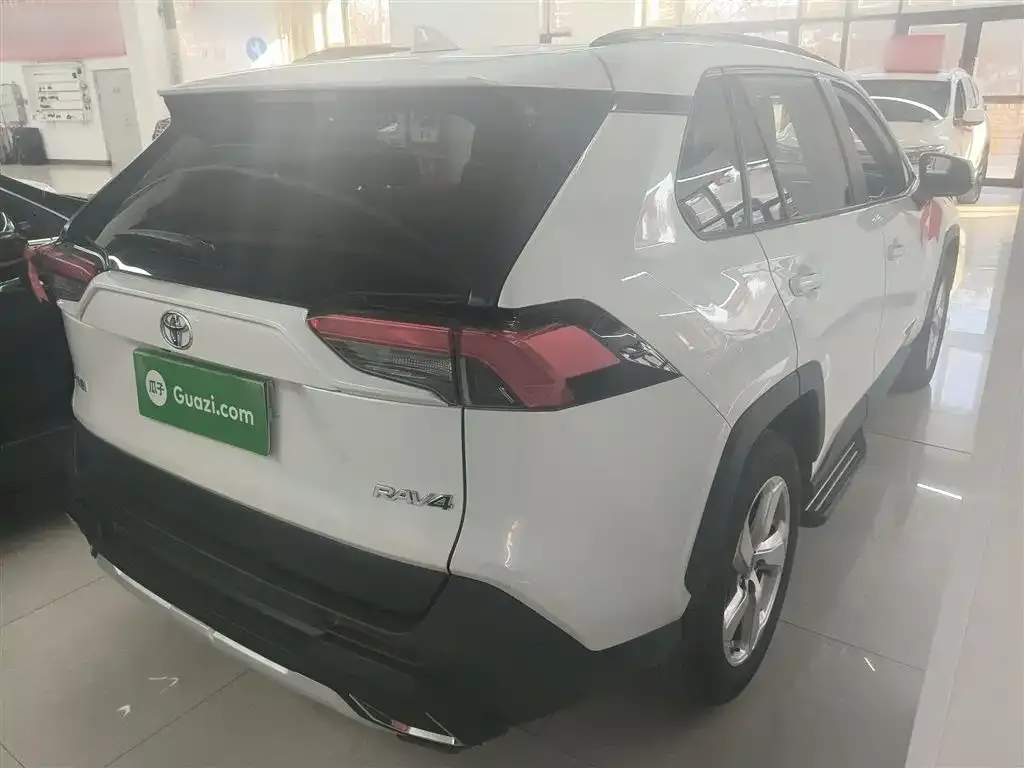 Toyota RAV4 2021 из CN, фото 5
