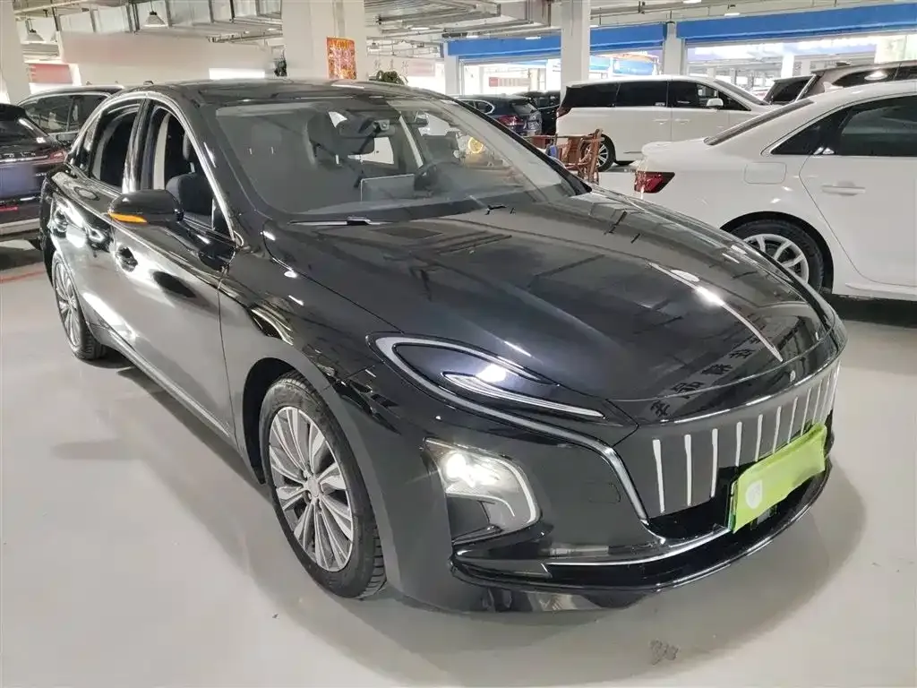 Hongqi E-QM5 2024 из CN, фото 4