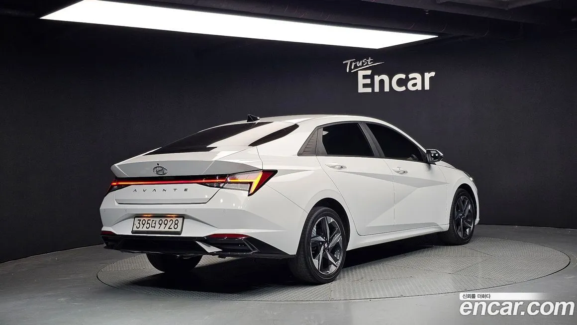 Hyundai AVANTE — фото 2