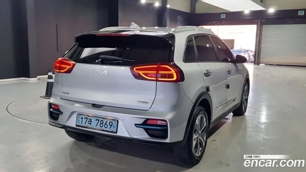 Kia Niro 2022 из KR, фото 2