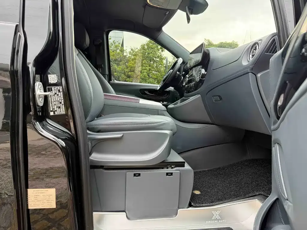 Mercedes-Benz Vito — фото 10