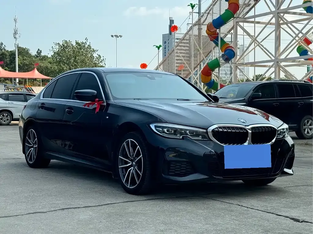 BMW 3 Series 2022 из CN, фото 3